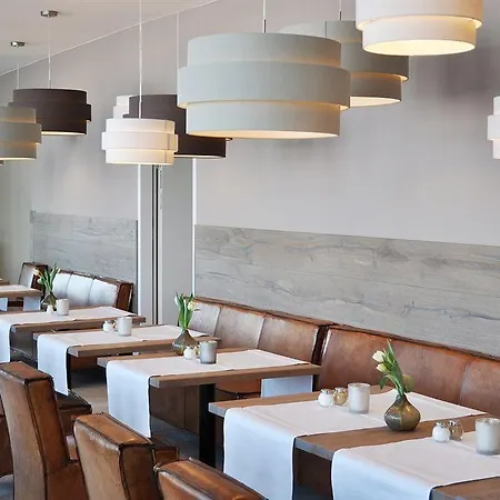 Strandhotel Miramar 호텔 4*