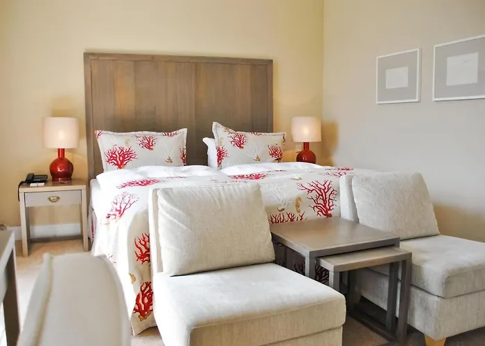 Strandhotel Miramar Hotel 4*